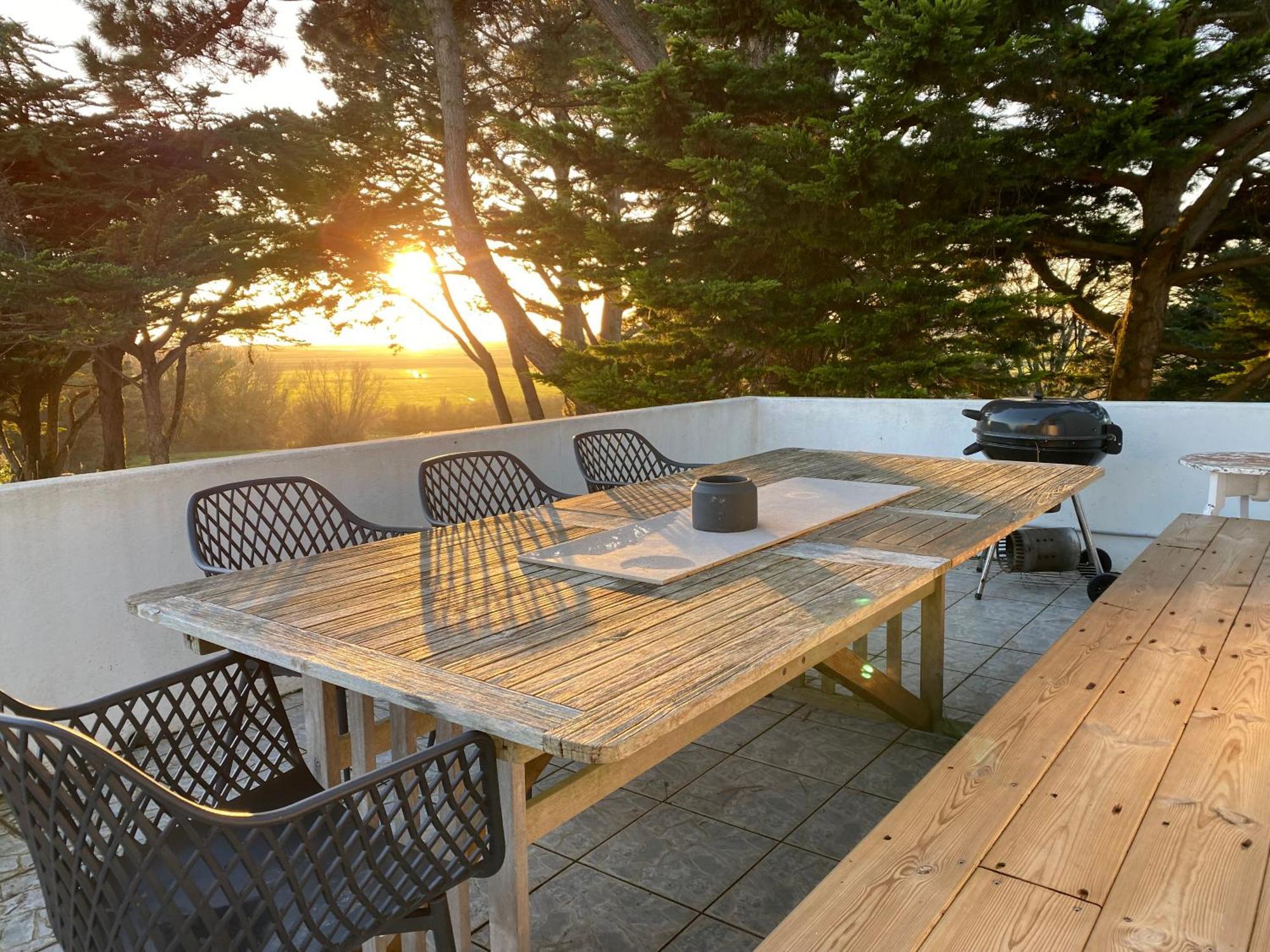 Villa Vieilles Vignes Vue Mer Billiers ภายนอก รูปภาพ